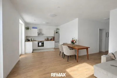 6-Zimmer-Gewerbeimmobilie kaufen in Sankt Pölten Land – 150 m², € 399.000 – Bild 2 von 21