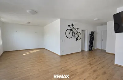 6-Zimmer-Gewerbeimmobilie kaufen in Sankt Pölten Land – 150 m², € 399.000 – Bild 8 von 21
