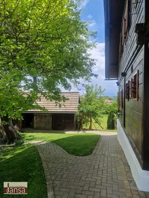 5-Zimmer-Haus kaufen in Feldkirchen – 130 m², € 395.000 – Bild 2 von 14