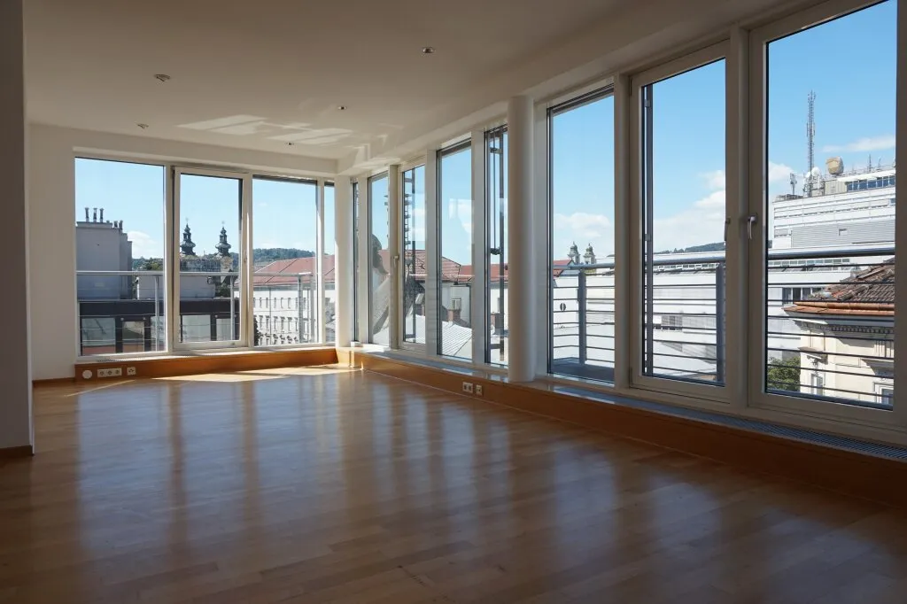 Traumhafte Dachgeschosswohnung nahe Linzer Landstraße! - Ansicht 2