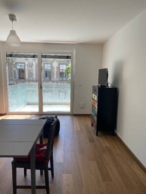 Wunderschöne Wohnung mit Balkon nahe der Mariahilfer Straße – Bild 2
