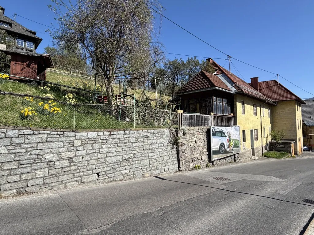 GROßZÜGIGES EIN- ODER ZWEIFAMILIENHAUS MIT FLEXIBLER NUTZUNG IN SPITTAL AN DER DRAU - View 2