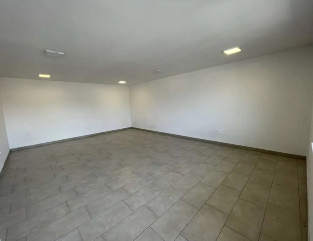 PROVISIONSFREI!!! Verschiedene Nutzungsmöglichkeiten Büro, Musik, Proberaum, Hobby, Fotostudio etc. 35 m² - Ansicht 2