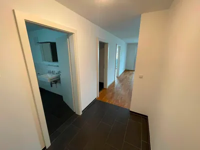 2-Zimmer-Wohnung mieten in Dornbirn – 58 m², € 1.230 – Bild 2 von 10