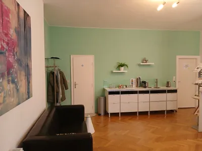 1-Zimmer-Gewerbeimmobilie mieten in Wien – 19 m², € 350 – Bild 1 von 12