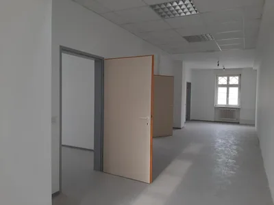 9-Zimmer-Gewerbeimmobilie mieten in Eisenstadt – 221 m², € 2.508 – Bild 6 von 14