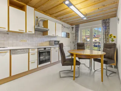 8-Zimmer-Gewerbeimmobilie kaufen in Spittal an der Drau – 260 m², € 1.100.000 – Bild 14 von 40