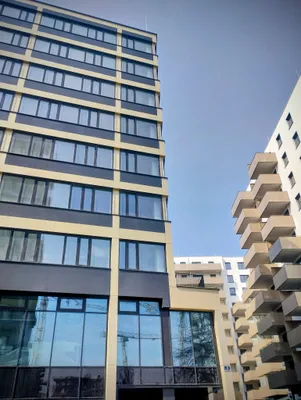 9-Zimmer-Gewerbeimmobilie mieten in Wien – 257 m², € 6.310 – Bild 2 von 12