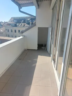 3-Zimmer-Wohnung mieten in Wels – 90 m², € 1.119 – Bild 2 von 8