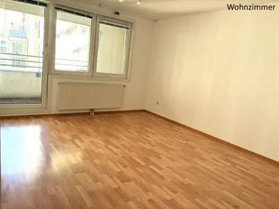 2-Zimmer-Wohnung mit Loggia (Hoflage)