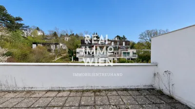 Dachgeschoß 3 Zimmer Wohnung mit 50m² Terrassenfläche, Stellplatz & Einbauküche in 1180 Wien zu mieten! – Bild 3