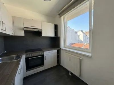 Ideal geschnittene 1-Zimmer Wohnung mit idealer öffentlicher Anbindung! – Bild 3