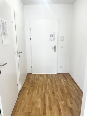 NEUBAU - Exklusive Stadtwohnung mit Freifläche und Küche – Bild 3