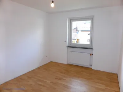 3-Zimmer-Wohnung mieten in Salzburg-Umgebung – 77 m², € 1.276 – Bild 2 von 7