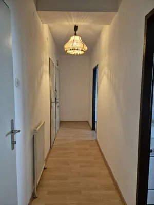 Wohnung mieten in Neunkirchen – 43 m², € 490 – Bild 2 von 8