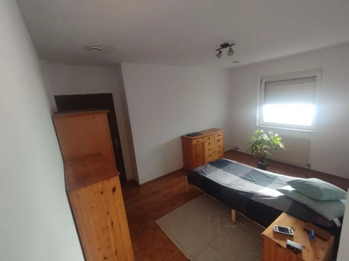 Garconniere ca. 35 m² um €500 all Inclusive (Strom und Heizung) – pohled 2