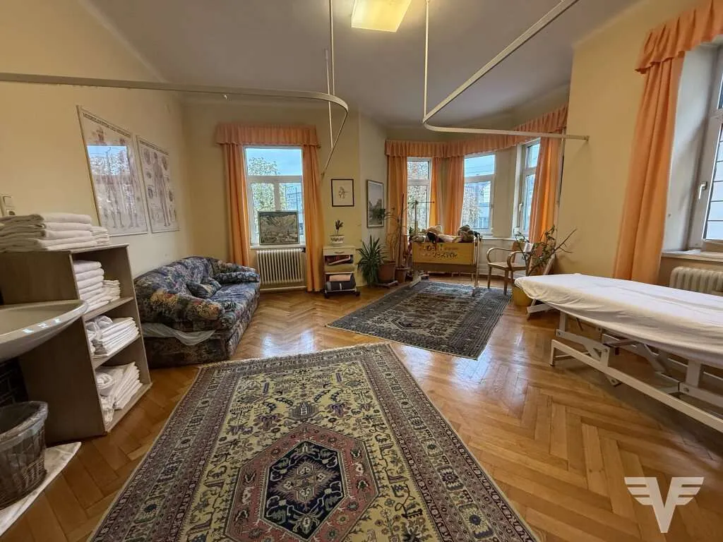 Elisabeth-Vorstadt! 4-Zimmer-Wohnung in Patrizierhaus - Ansicht 3