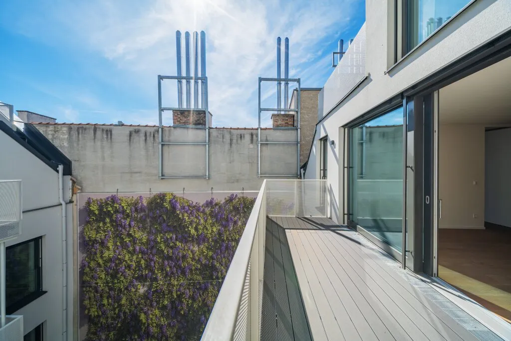 Dachgeschosstraum mit exklusiver Ausstattung | 2-Zimmer mit großem Balkon | ESSENZ NO. 1 - Die neue Avantgarde des Wohnens - Ansicht 2