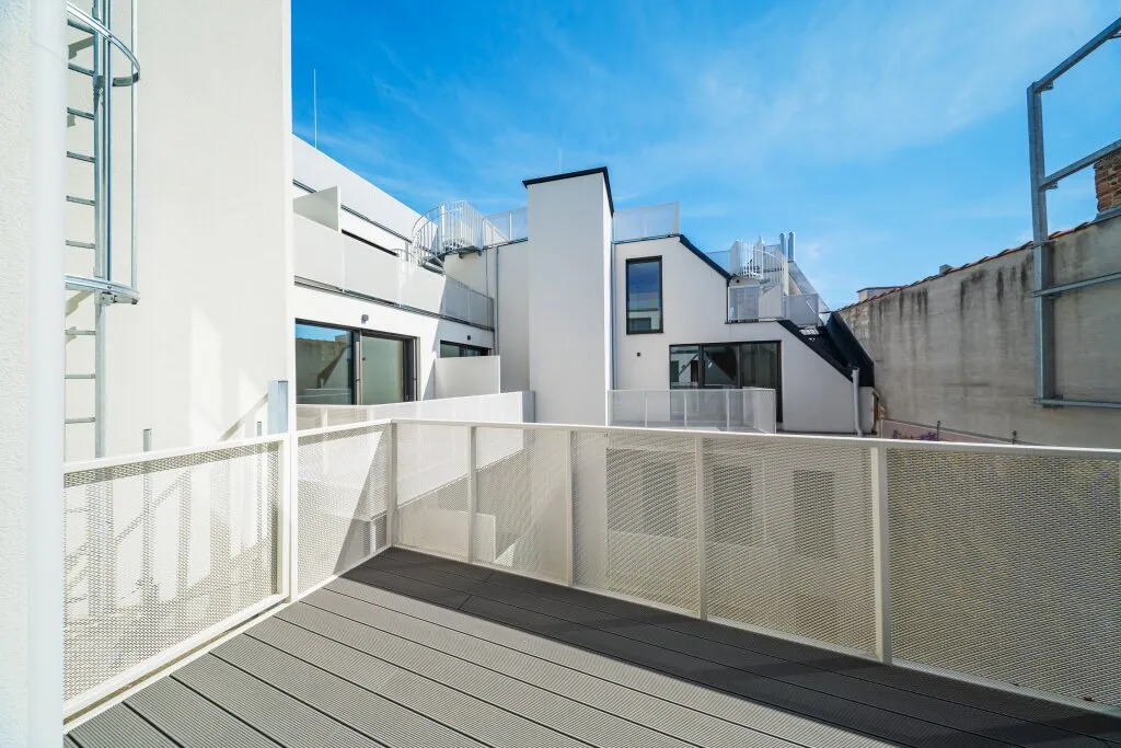 Dachgeschosstraum mit exklusiver Ausstattung | 2-Zimmer mit großem Balkon | ESSENZ NO. 1 - Die neue Avantgarde des Wohnens - Ansicht 3