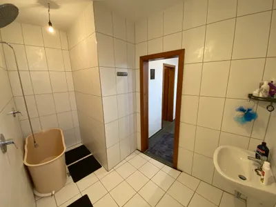 8-Zimmer-Gewerbeimmobilie kaufen in Bruck an der Leitha – 405 m², € 590.000 – Bild 52 von 52