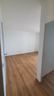2-Zimmer-Wohnung kaufen in Linz – 30 m², € 155.000 – Bild 12 von 24