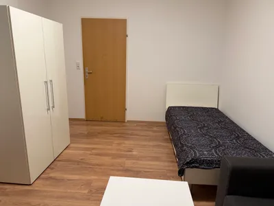 1-Zimmer-Wohnung mieten in Vöcklabruck – 14 m², € 400 – Bild 3 von 9