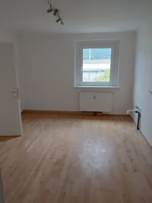 Wohnung mieten in Bruck-Mürzzuschlag – 45 m², € 363 – Bild 2 von 5