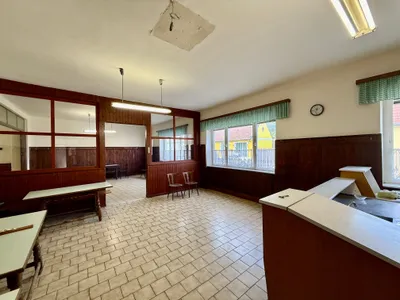 6-Zimmer-Haus kaufen in Hollabrunn – 211 m², € 115.000 – Bild 6 von 11