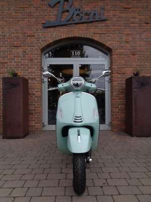Vespa GTS 310 Classic 2025