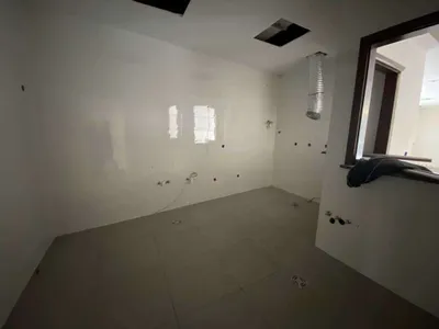 10-Zimmer-Gewerbeimmobilie mieten in Linz – 480 m², € 8.400 – Bild 10 von 13