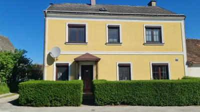 7-Zimmer-Gewerbeimmobilie kaufen in Sankt Pölten Land – 135 m², € 369.000 – Bild 1 von 35