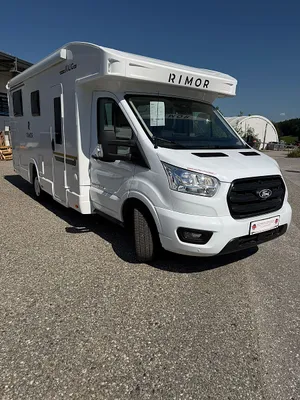 Teilintegriertes Wohnmobil Rimor Rimor Kilig 95 Aktion