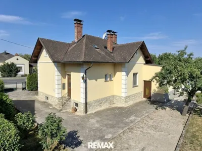 4-Zimmer-Haus kaufen in Baden – 122 m², € 370.000 – Bild 1 von 20
