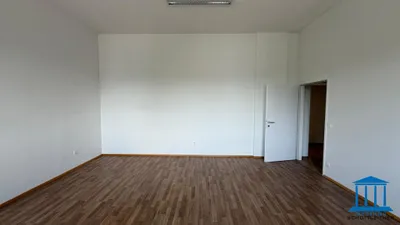 4-Zimmer-Gewerbeimmobilie mieten in Wiener Neustadt – 108 m², € 1.215 – Bild 2 von 18