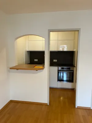 1-Zimmer-Wohnung mieten in Bregenz – 27 m², € 814 – Bild 5 von 12