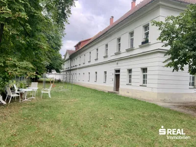 Gewerbeimmobilie kaufen in Wels-Land – 1 205 m², € 1.030.000 – Bild 2 von 12