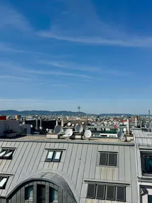 Renovierte 3-Zimmer Wohnung mit Weitblick über Wien