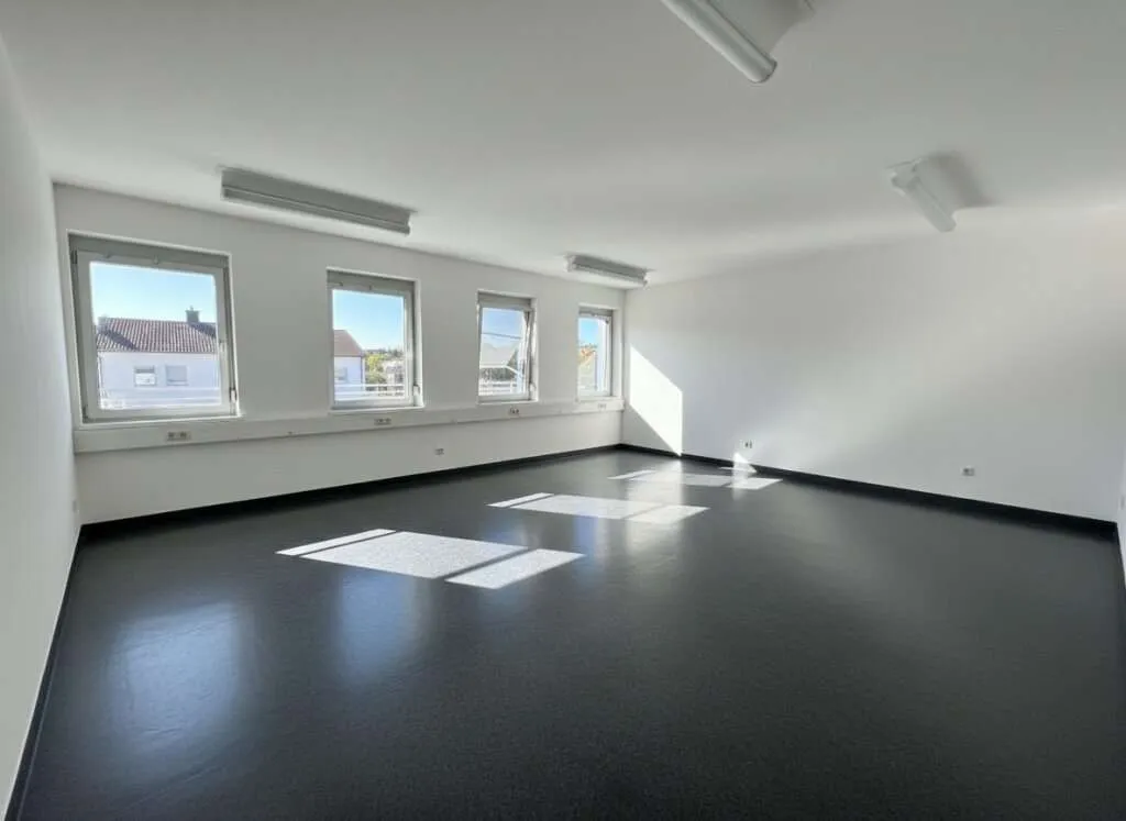 Moderne Ordinationsfläche im Gesundheitszentrum Feldbach - 242,40 m² mit Top-Infrastruktur - Ansicht 3