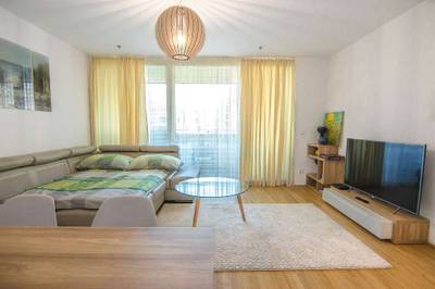 *** BELVEDERE***Mietewohnung***MÖBLIERT**Neu