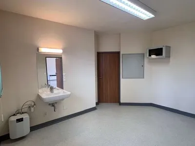 13-Zimmer-Gewerbeimmobilie mieten in Graz – 390 m², € 2.900 – Bild 37 von 49