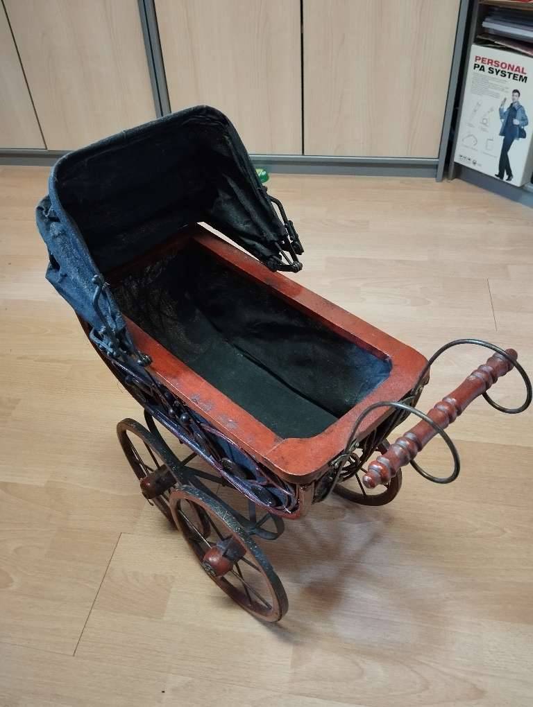 Puppenwagen antik,  160,- (4400 Steyr) - willhaben