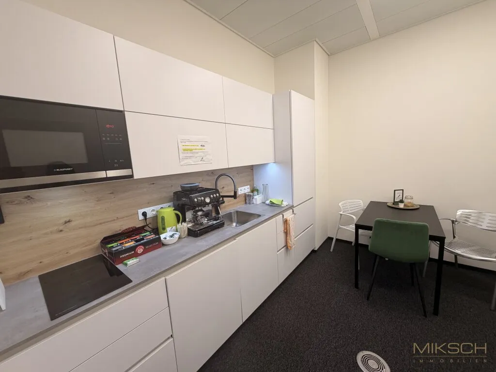 Modernes Büro I ca. 20m² Gesamtnutzfläche I Aufzug I Teeküche I nähe Autobahn und Wien - Ansicht 3