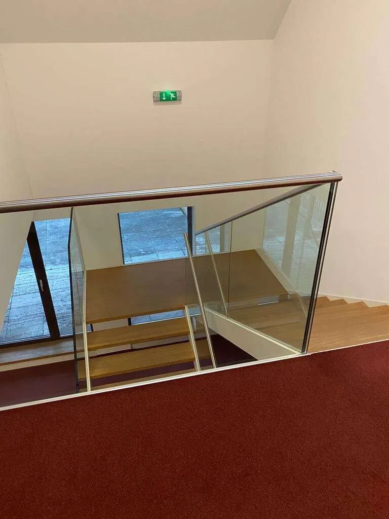 Repräsentative Bürofläche über 2 Etagen an der Landstraße! - Ansicht 2