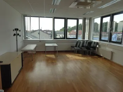 Gewerbeimmobilie mieten in Linz Land – 1 800 m² – Bild 3 von 15