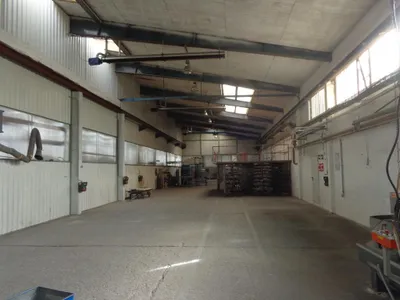 Gewerbeimmobilie mieten in Linz Land – 1 800 m² – Bild 11 von 15