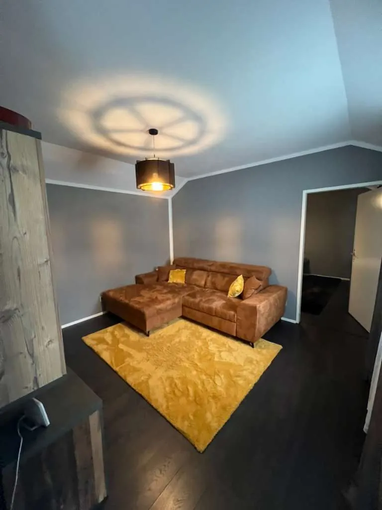 Renovierte Haus mit 164 m² Wohnfläche, Terrasse, Balkon und 4 Schlafzimmern - 7034 Zillingtal – pohled 3