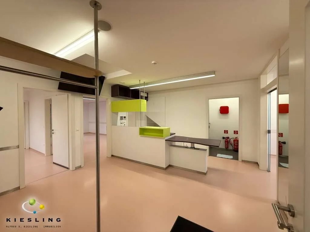 Hochwertige moderne Praxis I Ordination - EG barrierefrei: 5 Ordinationsräume, 1 Meetingraum - Nahe Krankenhaus Speising und Hietzing – pohled 2