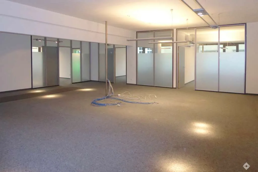 Modernes Büro in Halleiner Zentrallage - Ansicht 3