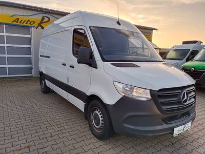Mercedes-Benz Sprinter L2H2 Front 211 CDI 3,0t / 3.924 mm Transporter / Kastenwagen