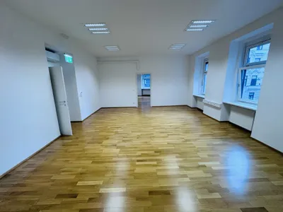7-Zimmer-Gewerbeimmobilie mieten in Wien – 202 m², € 4.167